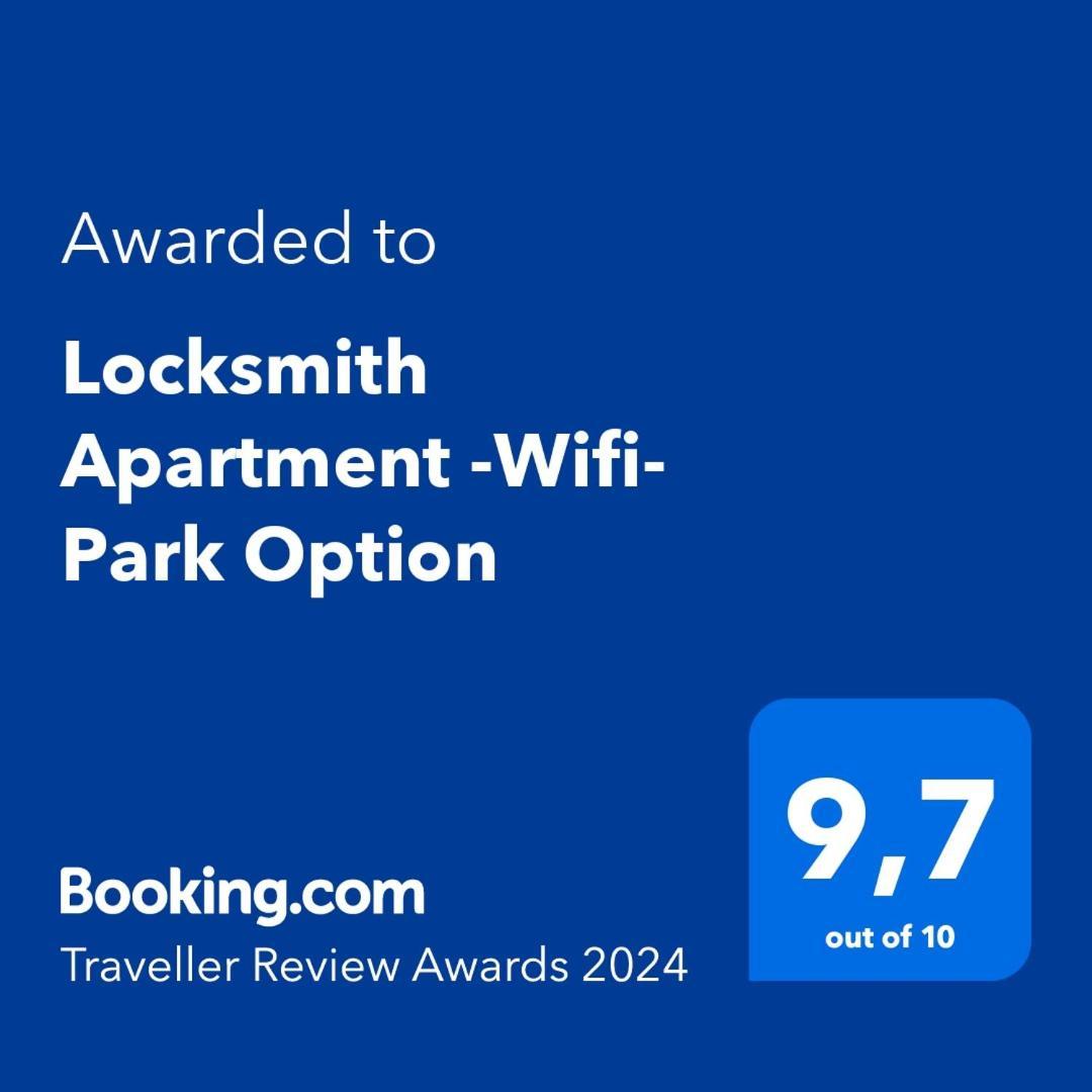 Locksmith Apartment -Wifi- Park Option Севиля Екстериор снимка